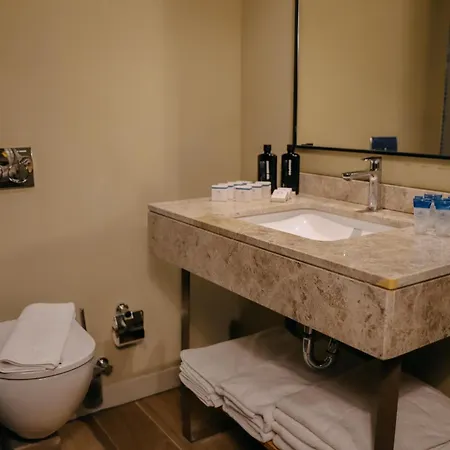 Agaya Hotel 5*