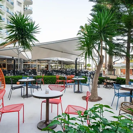 Agaya Hotel 5*